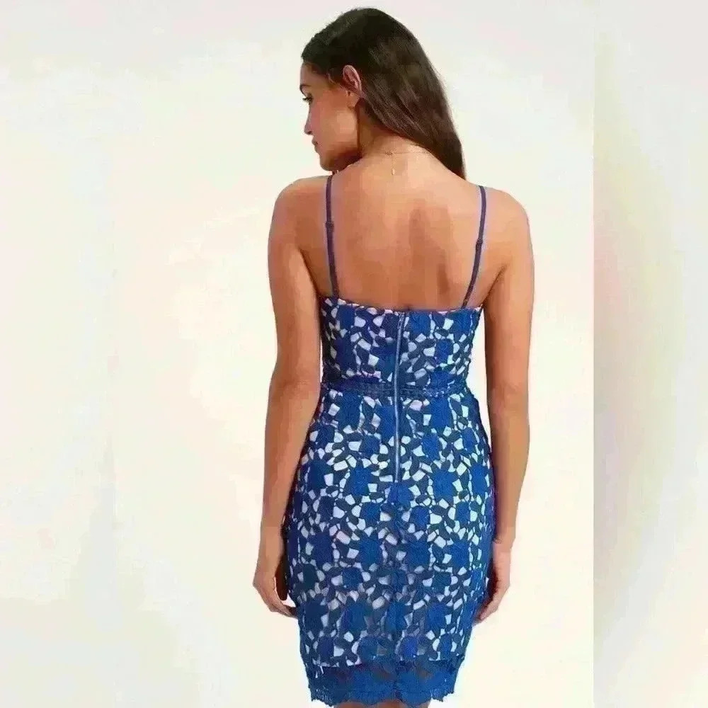 Lulu’s Giovanni Royal Blue Sleeveless Sheath Lace Dress Medium NWOT Women’s - Picture 3 of 8